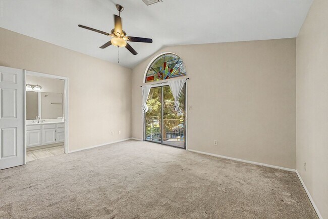 Building Photo - 184 S Willow Creek St