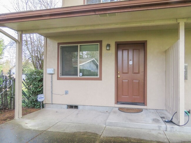 Building Photo - 1475 -1479 W.11th - FH