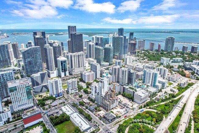 Building Photo - 239 SW 9th St