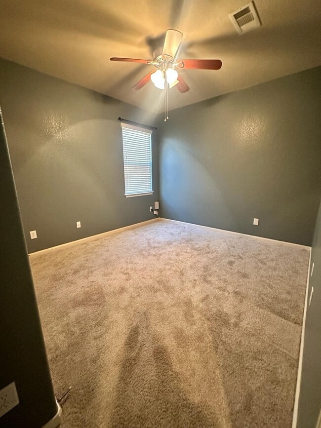 Building Photo - 24434 Sandusky Dr