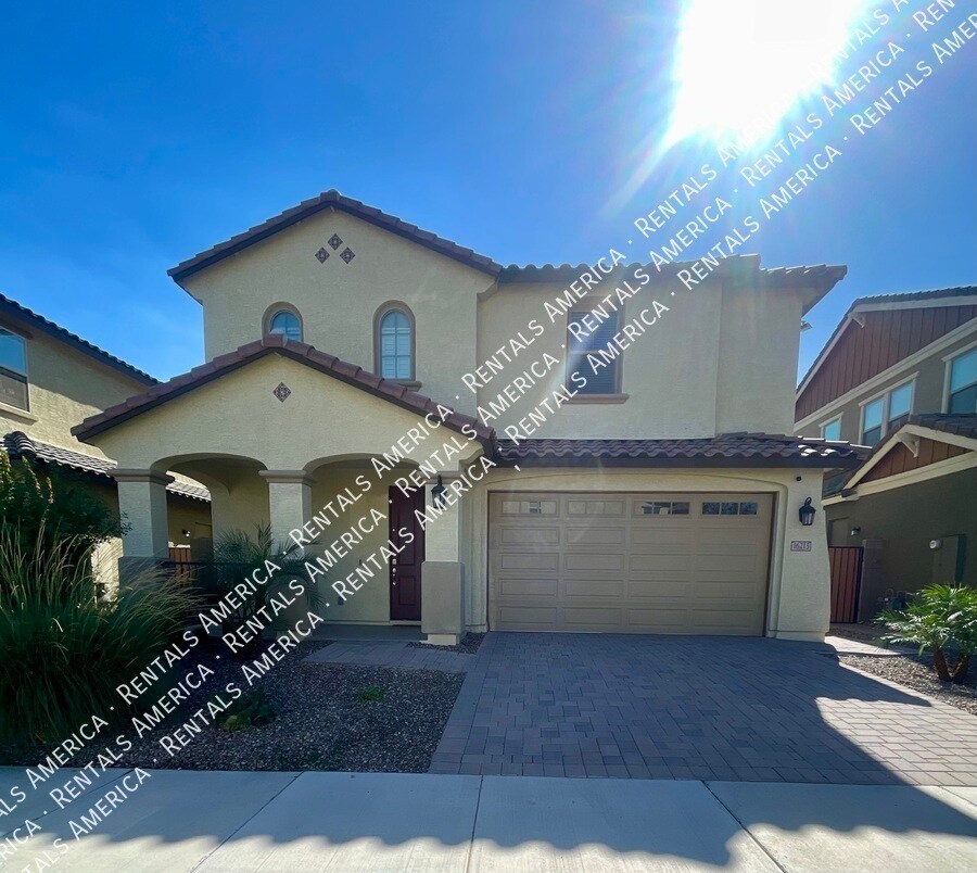 Building Photo - 16215 W Camino de Oro