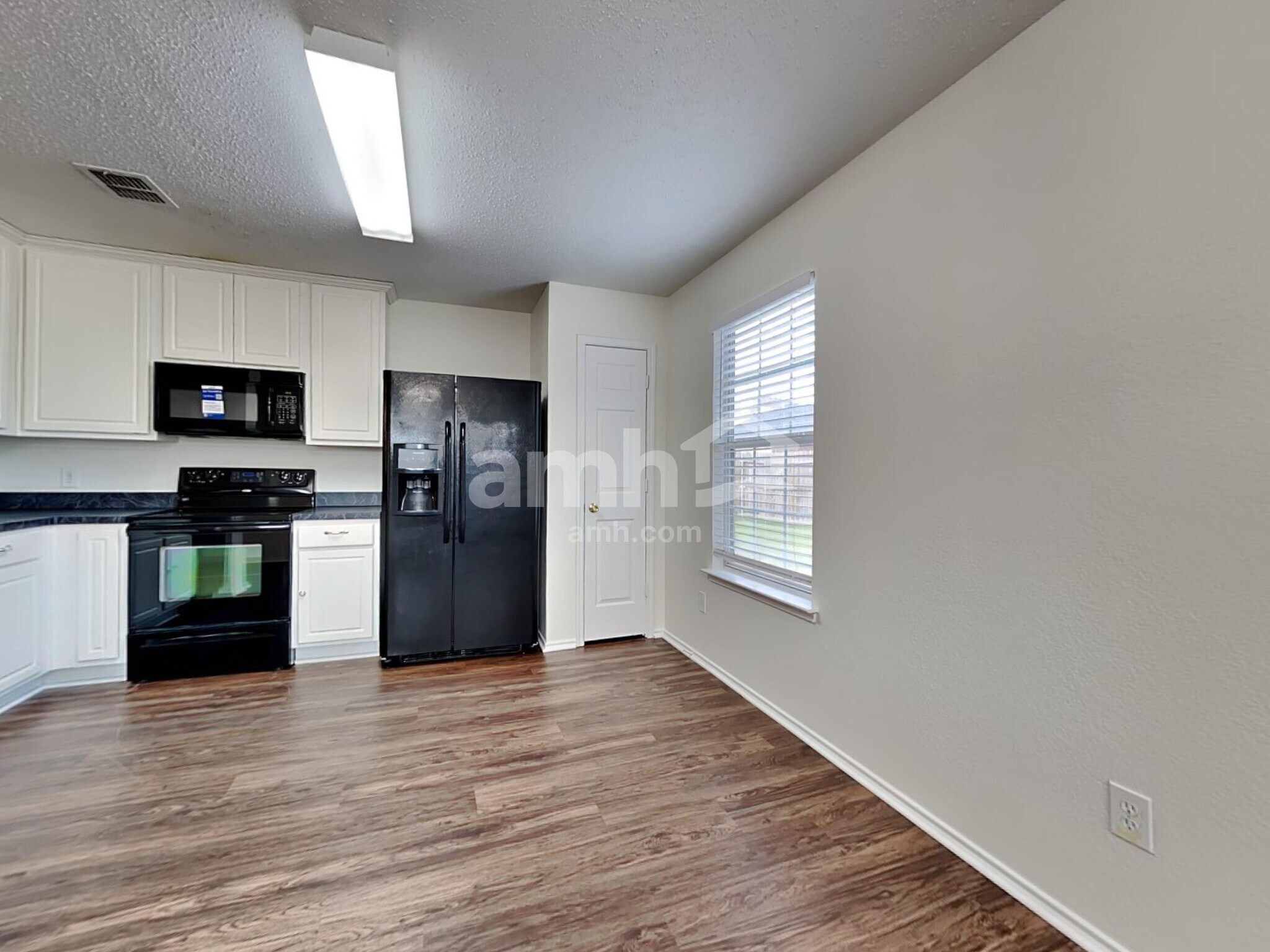 Building Photo - 13857 Sonterra Ranch Rd