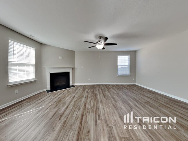 Building Photo - 244 Botanical Ct