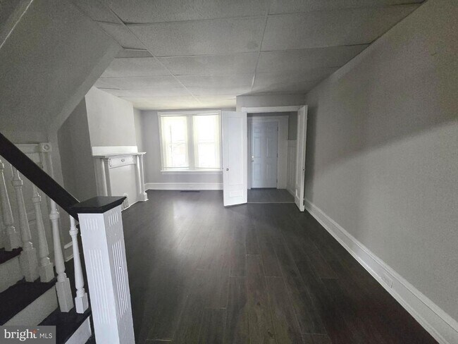 Building Photo - 4528 N 16th St