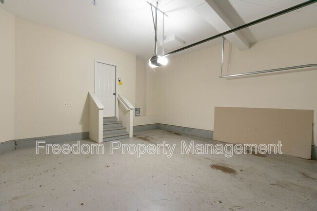 Building Photo - 4100 Presidential Hill Loop