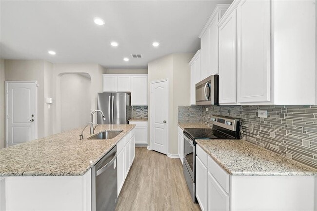 Building Photo - 7509 San Mirienda