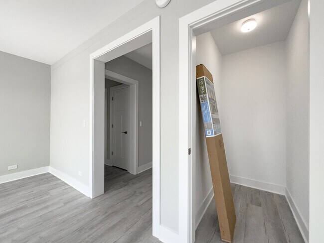 Building Photo - 378 Hazel Ave