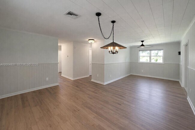 Building Photo - 16932 Calder Dr W