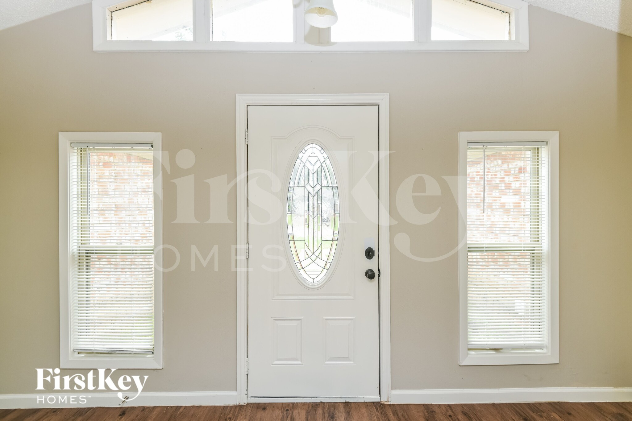 Building Photo - 2100 Cedar Ct