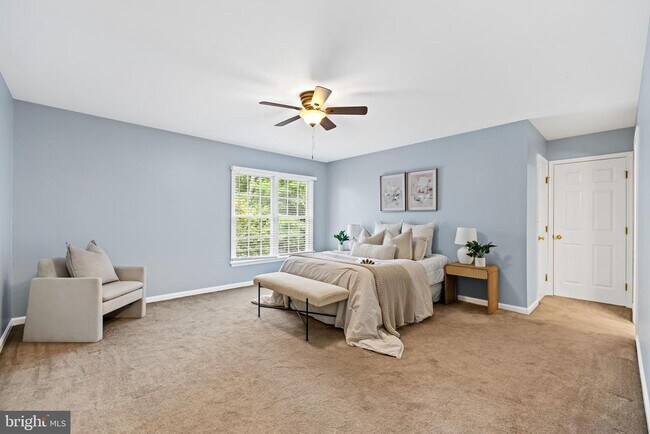 Building Photo - 3 Iron Mill Garth