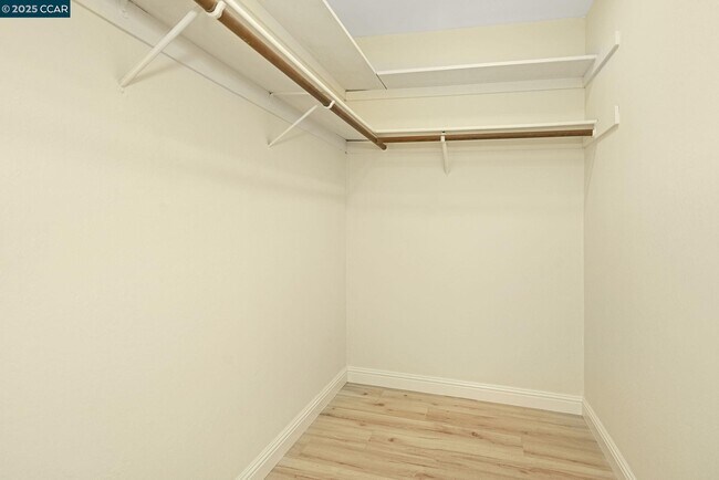 Building Photo - 1181 Sunlight Cir