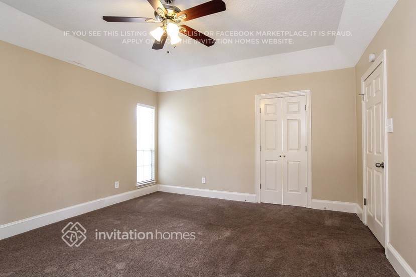 Building Photo - 18406 Spinner Ct Dr