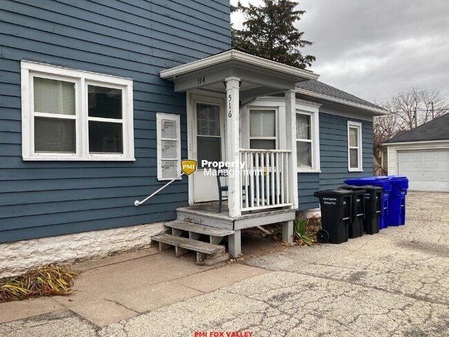 Building Photo - Cozy 2 Bed, 1 Bath Apartment in Appleton, ...