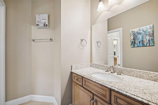 Building Photo - 11140 W Rd