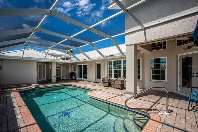 Building Photo - 222 Westwind Dr