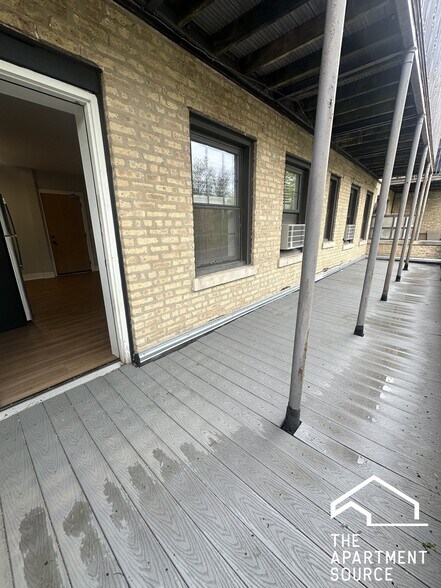 Building Photo - 730 Judson Ave