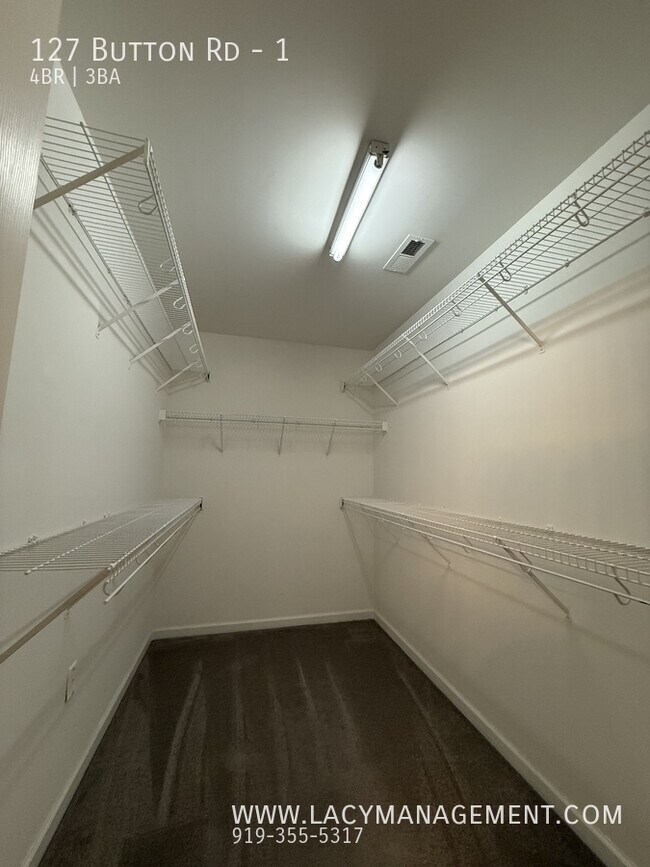 Building Photo - 127 Button Rd