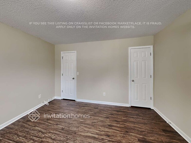 Building Photo - 372 Othello Dr