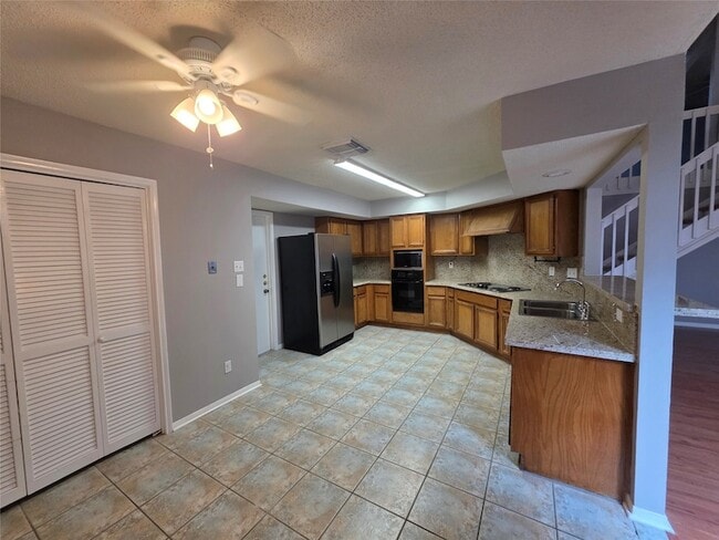 Building Photo - 12722 Ashford Brook Dr