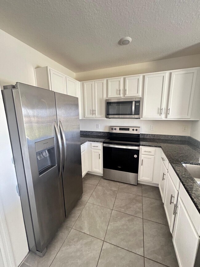 Building Photo - 1471