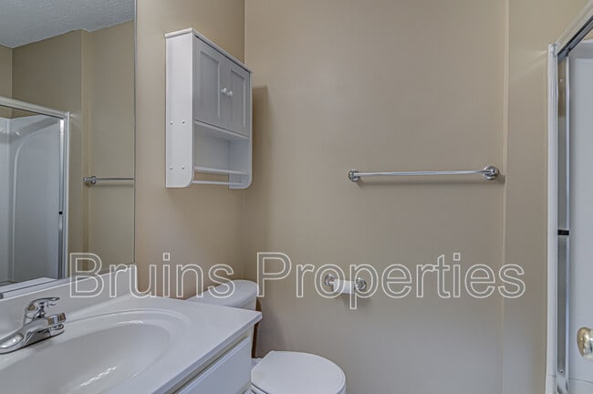 Building Photo - 6113 Hedgecock Cir