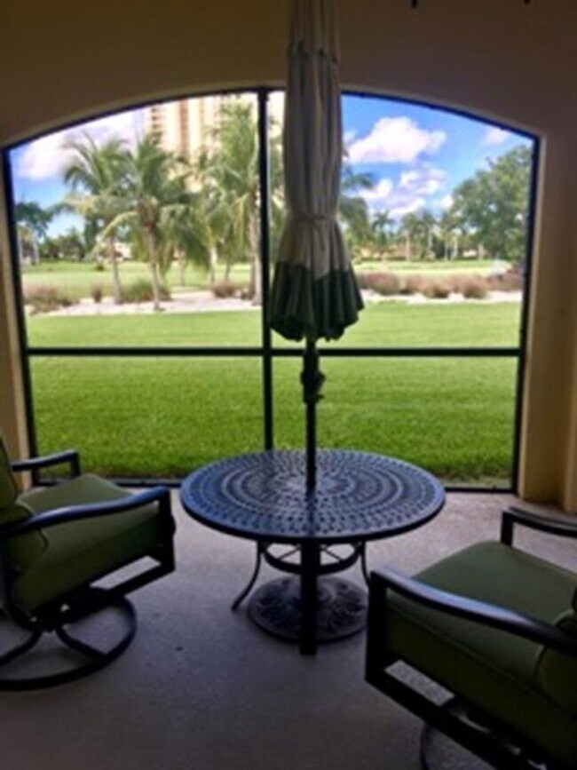 Building Photo - Rialto