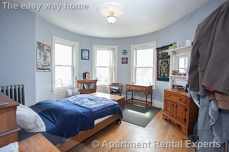 Building Photo - 3 Kinnaird St