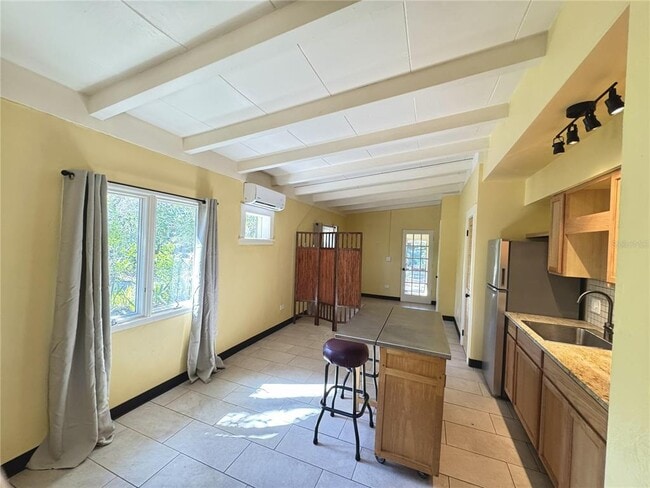 Building Photo - 7902 N Klondyke St