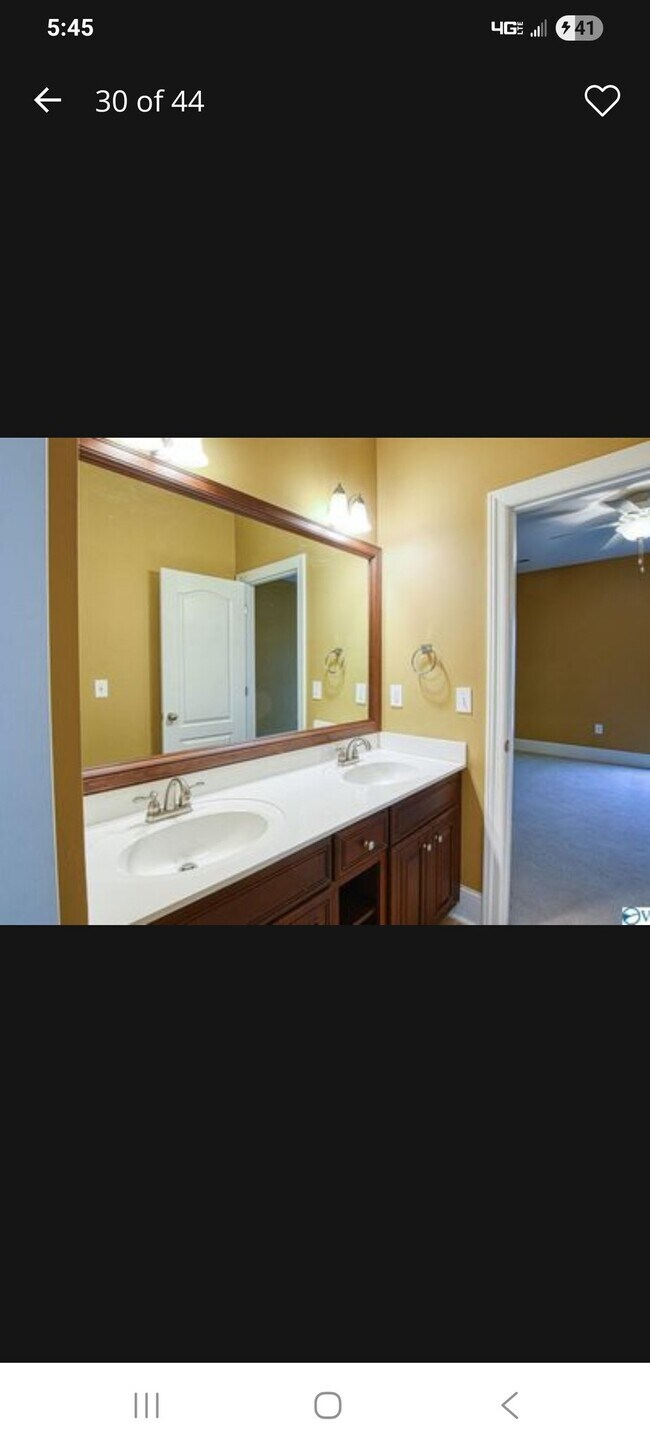 Building Photo - 116 Mallard Cove Dr