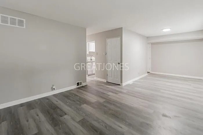 Building Photo - 155 Ben Nevis Rd