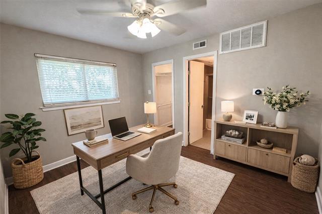 Building Photo - 4023 N Hall St