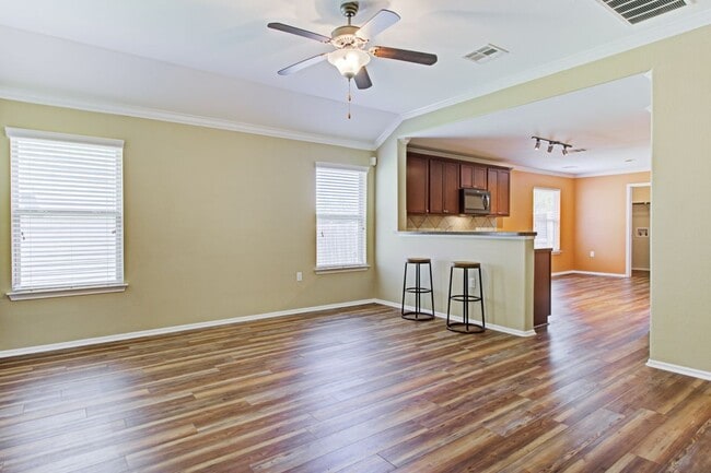 Building Photo - 7000 Crestone Rd