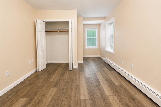 Building Photo - 128 Trenton St