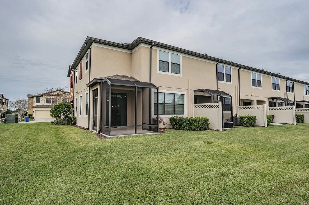 Building Photo - 11617 Crowned Sparrow Ln