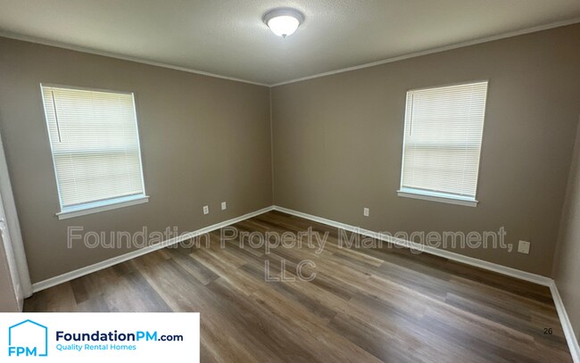 Building Photo - 3766 Windy Ave