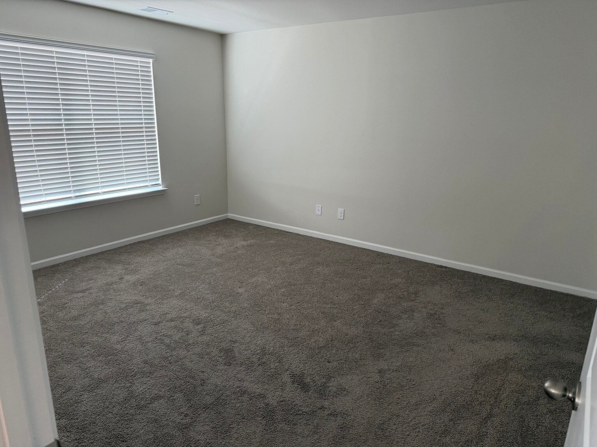 Building Photo - 4735 Cockatoo Dr