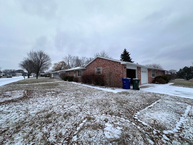 Building Photo - 1255-1325 O Keefe Rd