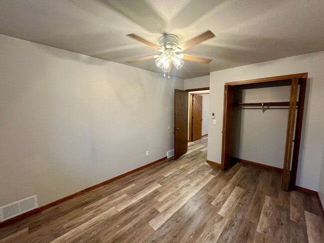 Building Photo - 1724-1726 Lenard St