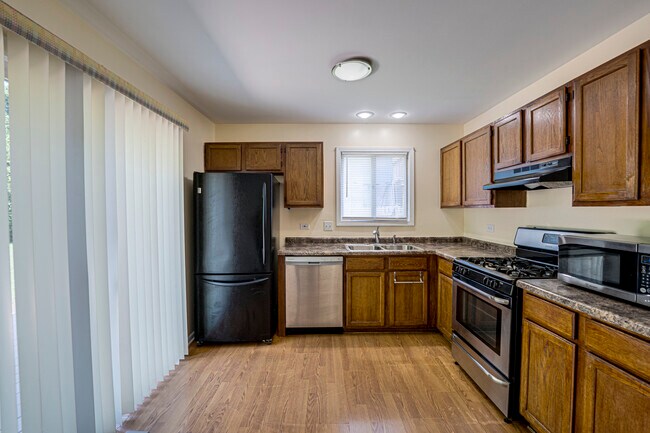 Building Photo - 1130 Brockton Ct