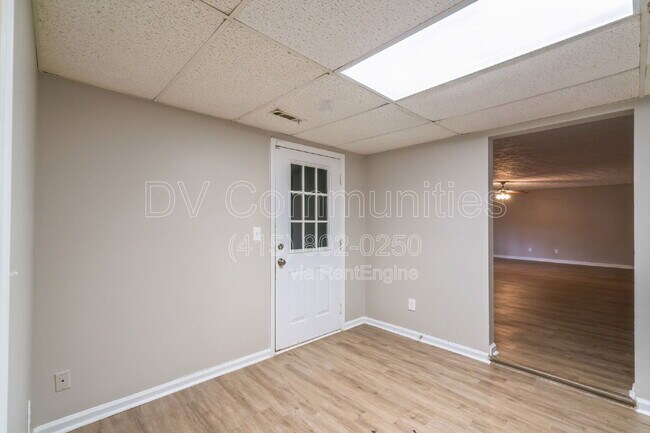 Building Photo - 1605 Sugar Plum Dr SW