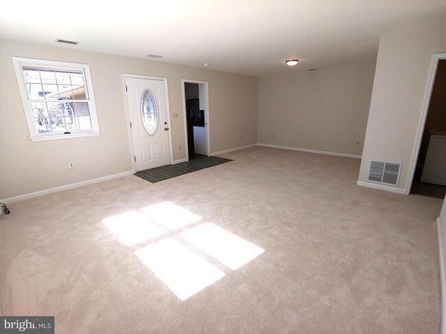 Building Photo - 719 Monmouth Ave