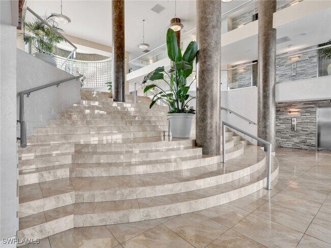 Building Photo - 4751 Gulf Shore Blvd N