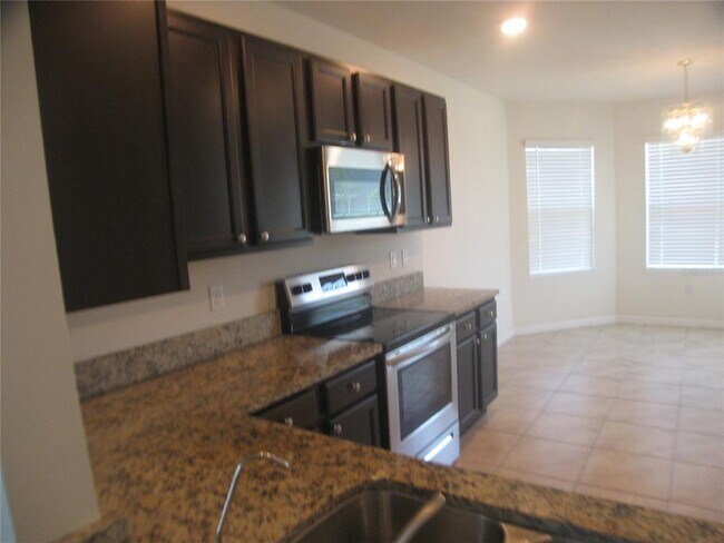 Building Photo - 599 Autumn Stream Dr
