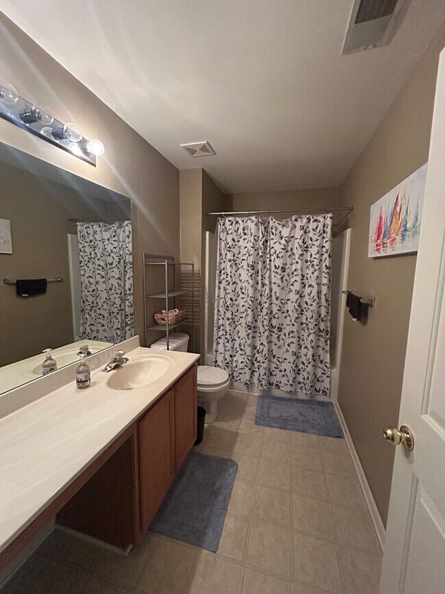 Building Photo - 108 Ivory Glen Ct