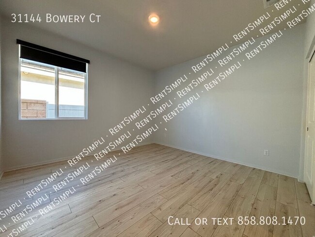 Building Photo - Spacious & Modern 4-Bedroom + Office Home ...