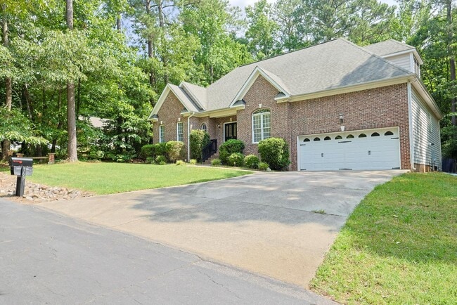 Building Photo - 769 Troon Cir