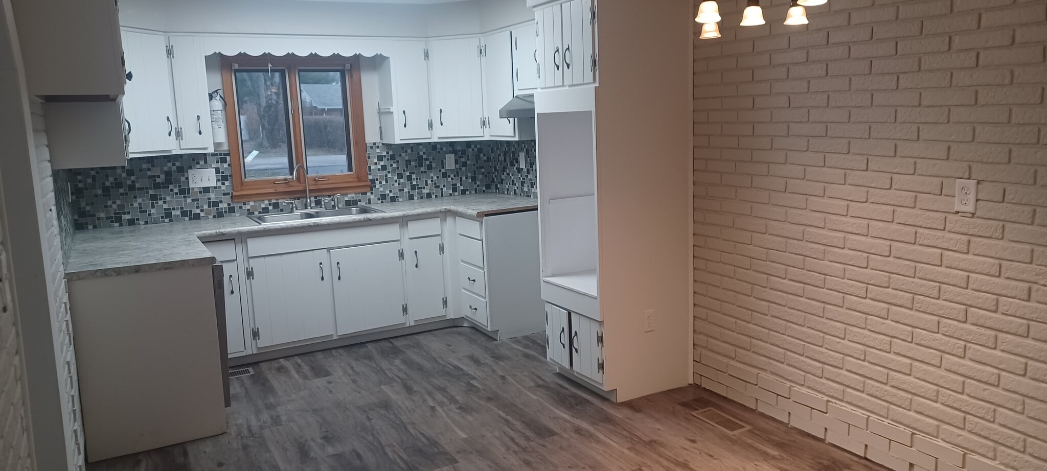 Building Photo - 3033 Stardust Dr