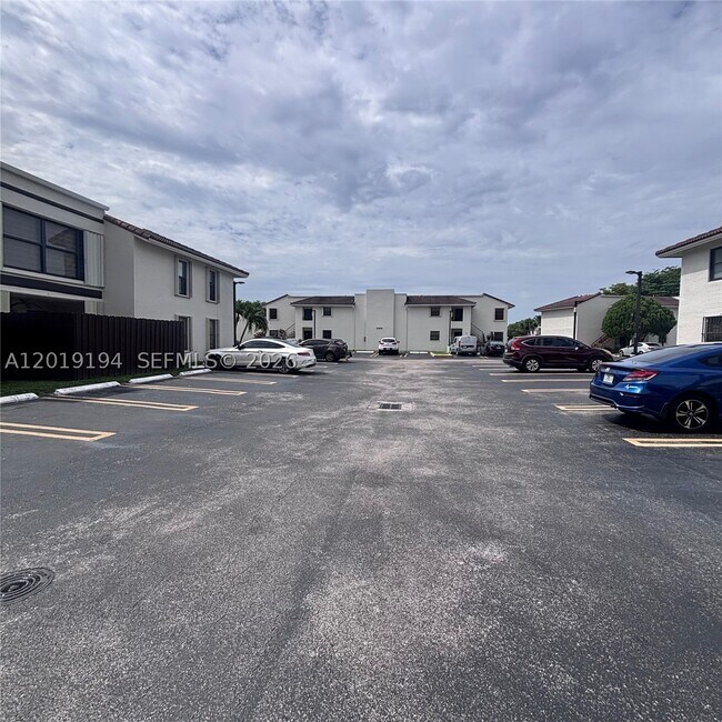 Building Photo - 10857 NW 7th St