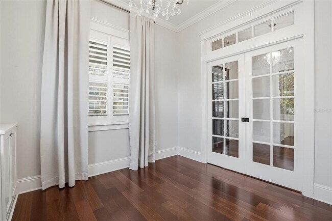 Building Photo - 1505 S Georgia Ave