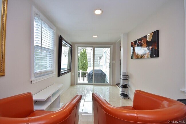 Building Photo - 57 Haines Blvd